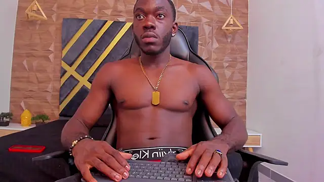 Snapshot of Oliver_Laurent_ chatting on March 12, 11:09 pm Oliver Laurent online show from March 12, 11:09 pm