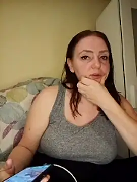 Bella-Monroe online show from March 27, 7:04 pm
