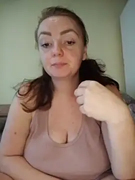 Bella-Monroe online show from May 3, 4:21 pm