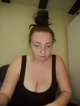Bella-Monroe online show from March 21, 7:07 pm