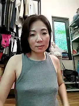 Snapshot of Miinn99 chatting on July 5, 8:54 am Miinn99 online show from July 5, 8:54 am
