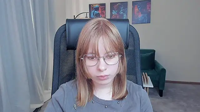 NiaHodge online show from March 11, 12:32 pm