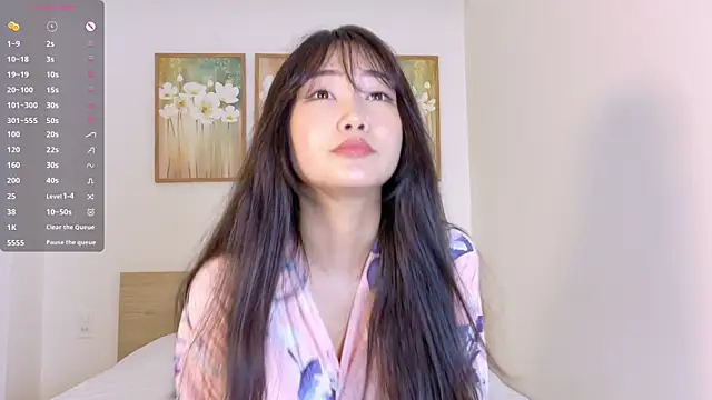 pinkyblooom online show from March 12, 9:13 am