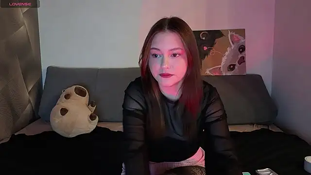 moanistant online show from March 8, 6:11 pm