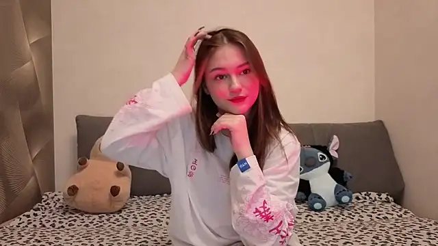 moanistant online show from April 9, 10:05 pm