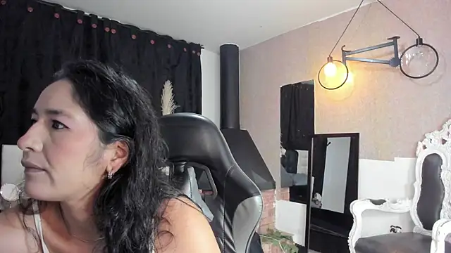 Vicky Angeel online show from July 3, 3:57 am