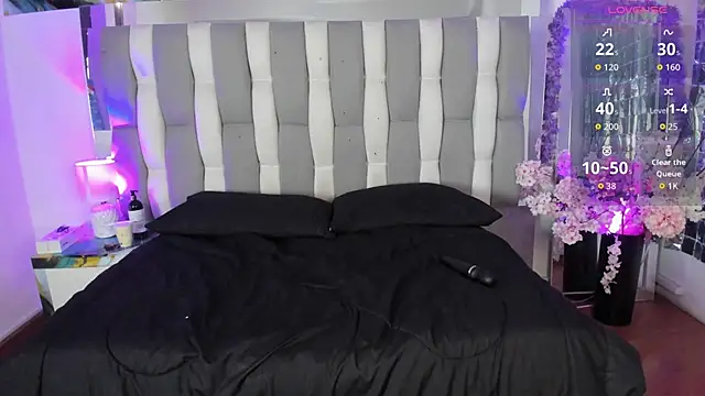 Vicky Angeel online show from April 2, 1:40 pm