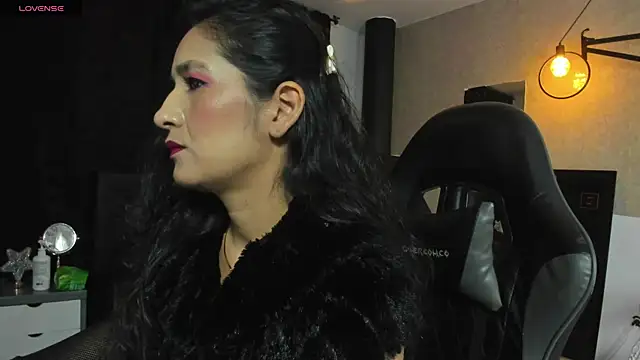 Vicky Angeel online show from July 17, 1:03 am