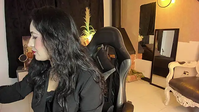 Snapshot of Vicky_Angeel chatting on June 6, 12:27 am Vicky Angeel online show from June 6, 12:27 am