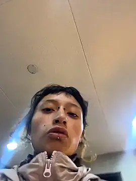 baby akuma online show from April 3, 3:46 am