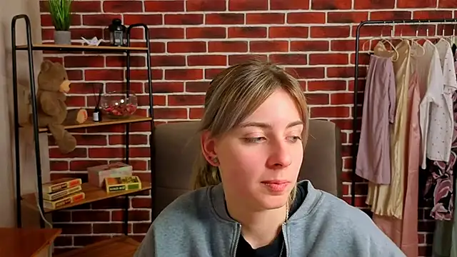 RebeccaaNelson online show from March 23, 2:06 pm