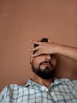 tudeseo01 online show from March 7, 7:08 pm