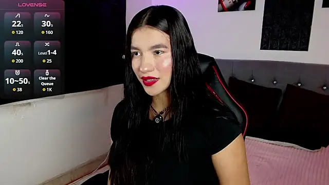Victoria Rous online show from March 8, 4:43 pm