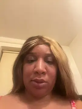 AloraXX online show from March 7, 6:02 pm