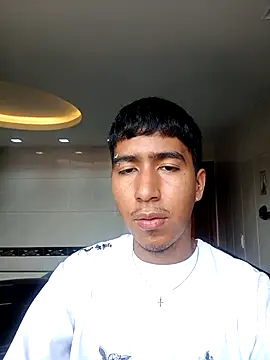 Snapshot of Ender_h0tt chatting on May 1, 2:44 pm Ender h0tt online show from May 1, 2:44 pm