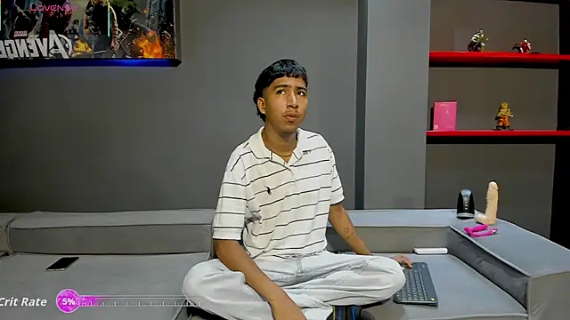 Ender h0tt online show from April 21, 2:12 pm