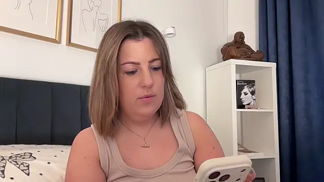 annabellewarick online show from March 9, 4:32 pm