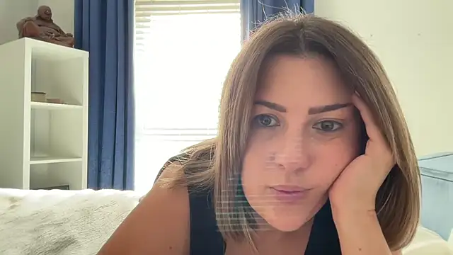 annabellewarick online show from April 20, 3:13 pm