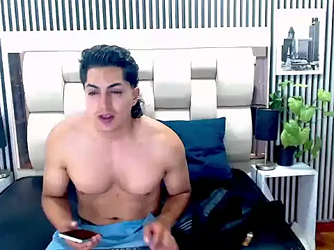 Alex Wolft online show from July 9, 12:26 pm