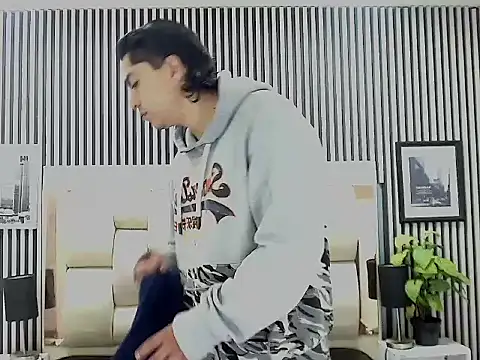 Alex Wolft online show from April 8, 11:44 am