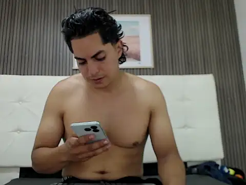 Alex Wolft online show from July 20, 4:09 am