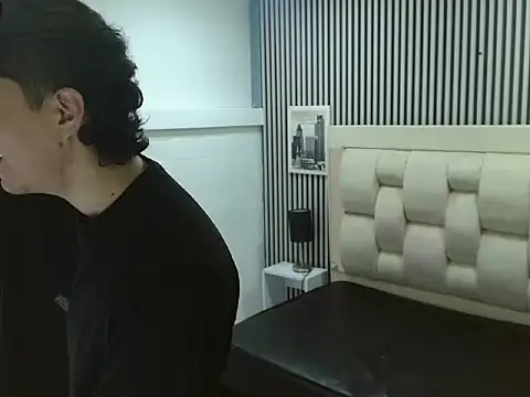 Alex Wolft online show from March 26, 12:25 pm