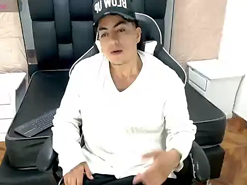 Alex Wolft online show from March 15, 12:01 pm