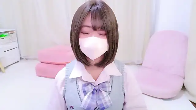 Snapshot of TSU-YU chatting on March 23, 3:39 am TSU-YU online show from March 23, 3:39 am