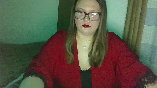 MuseChic Wild online show from May 4, 8:44 pm
