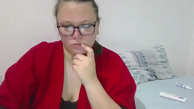 MuseChic Wild online show from April 10, 11:23 pm