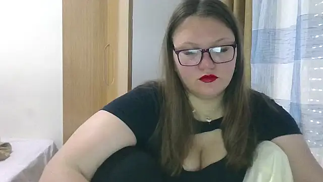 MuseChic Wild online show from May 12, 11:49 am