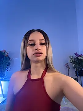 ScarletFlameee online show from May 28, 5:59 am