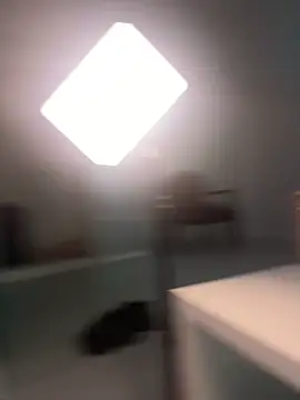 ScarletFlameee online show from May 7, 5:22 am