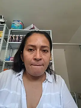 Snapshot of Dr_Edna_naughty chatting on May 31, 9:37 pm Dr Edna naughty online show from May 31, 9:37 pm