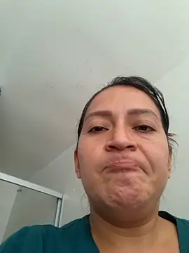 Snapshot of Dr_Edna_naughty chatting on July 1, 2:39 pm Dr Edna naughty online show from July 1, 2:39 pm
