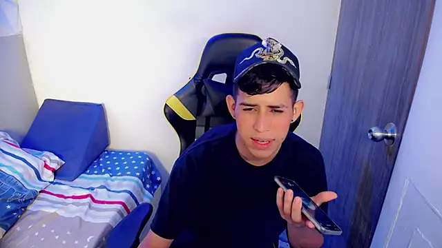 Wally uwu online show from March 9, 10:02 pm