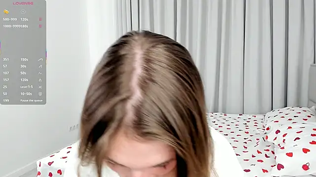 ErinnPieloch online show from March 21, 6:45 pm