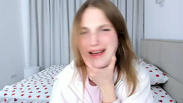 ErinnPieloch online show from March 17, 7:28 pm