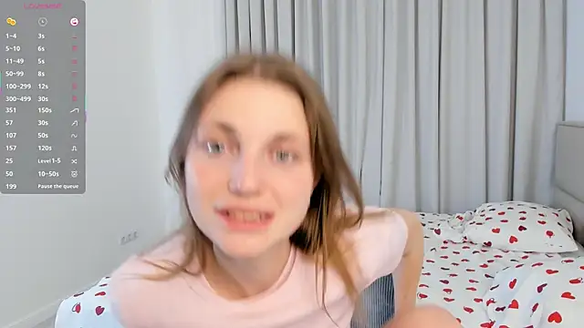 ErinnPieloch online show from March 28, 7:15 pm