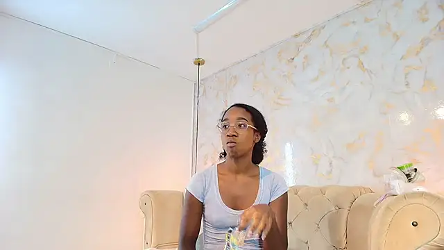 brianaduque online show from March 19, 8:53 pm