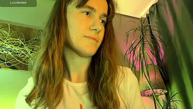 Kleya256 online show from March 7, 10:15 pm