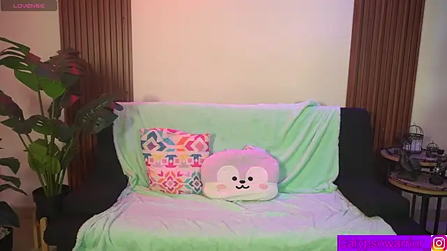 calypso and g2 online show from April 23, 11:39 pm