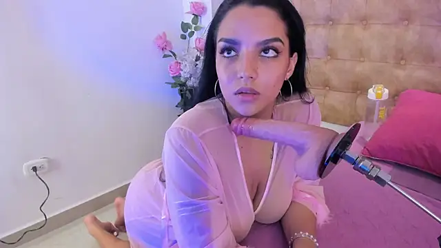 ariana morelly online show from May 26, 11:52 am