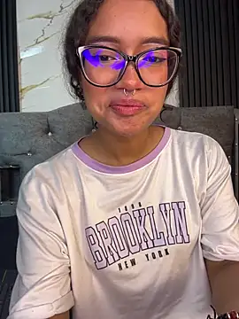 Bunny fire online show from March 31, 7:05 pm