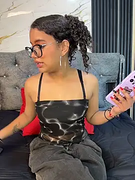 Bunny fire online show from March 27, 7:15 pm