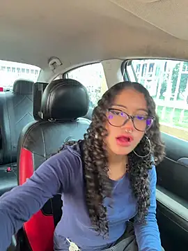 Bunny fire online show from March 25, 7:02 pm