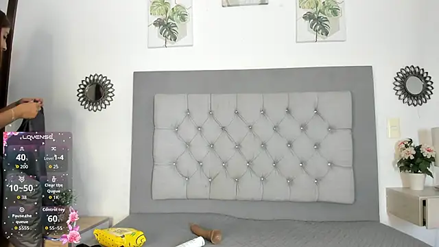 Arya Grey online show from April 14, 11:37 am