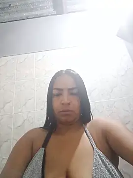 Carolinna online show from June 17, 2:38 pm