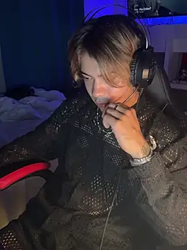 AngelLatinBoy online show from March 26, 4:22 am