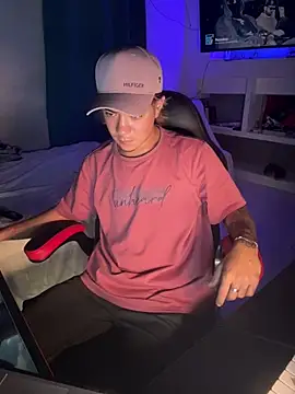 AngelLatinBoy online show from March 25, 2:33 am